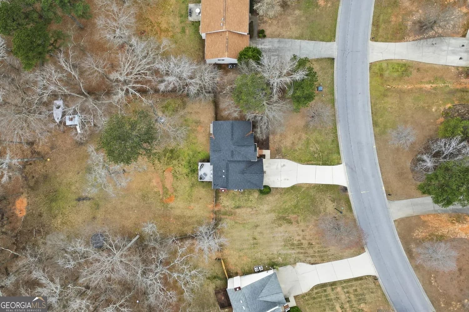 303 Crestworth Xing — photo 32 of 45