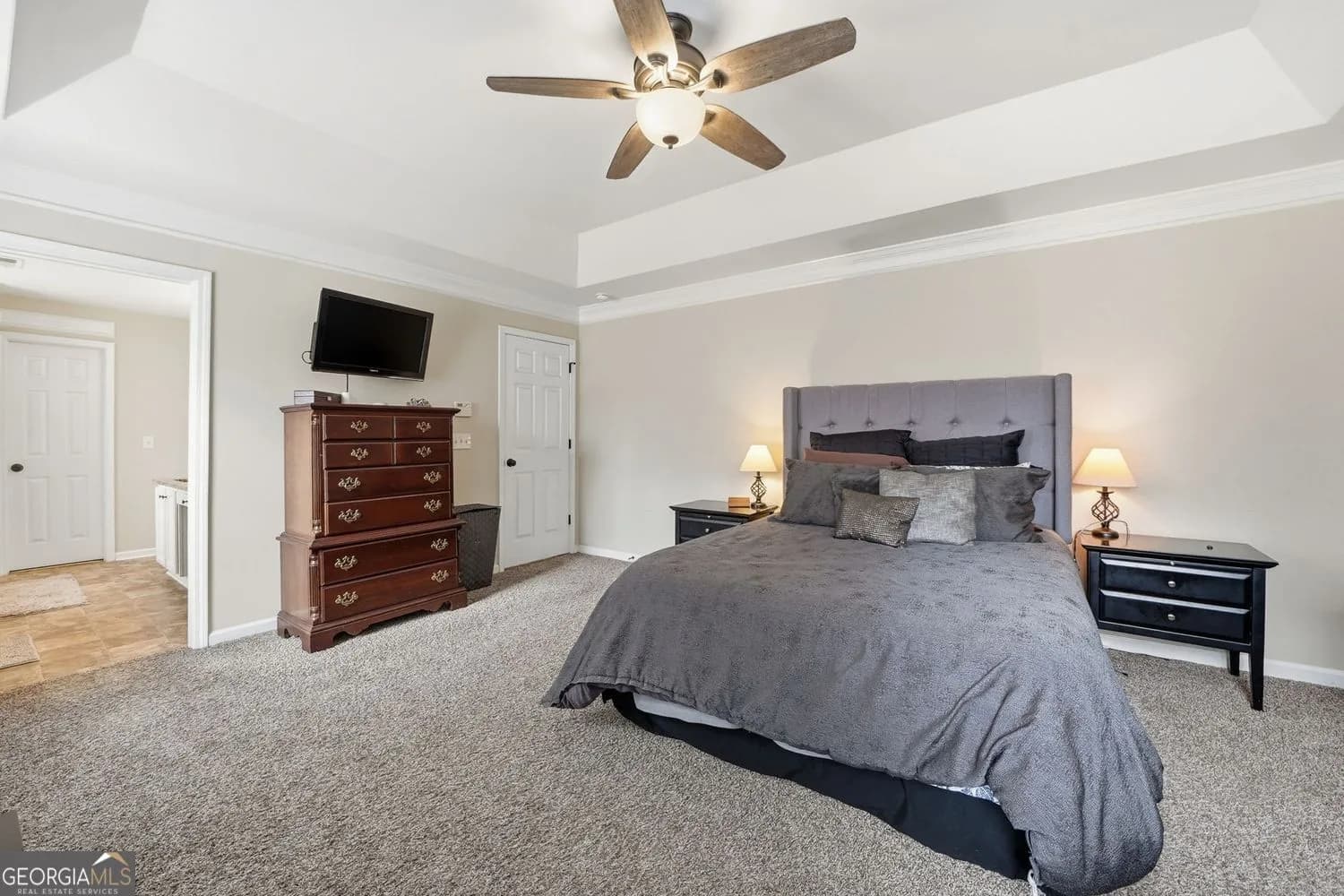 303 Crestworth Xing — photo 9 of 45