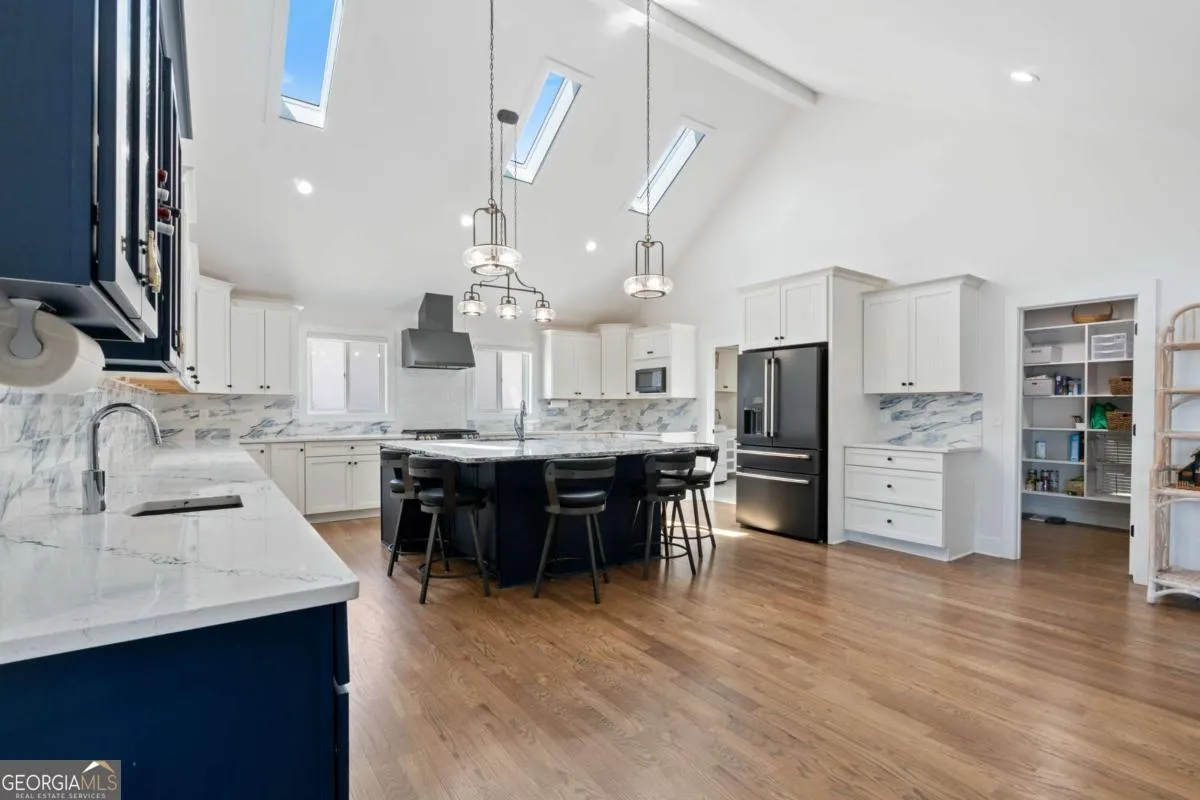 2387 Battle Dr — photo 3 of 63
