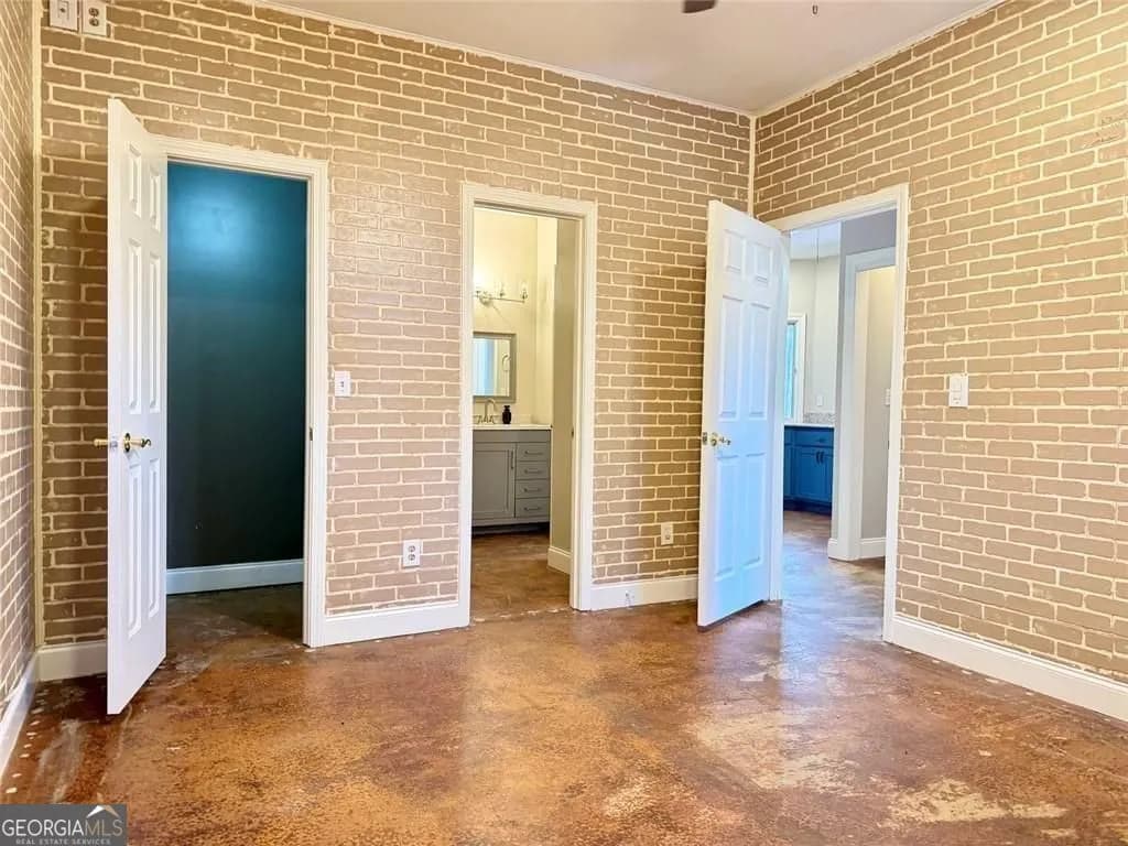 9011 Highpoint Rd — photo 32 of 69