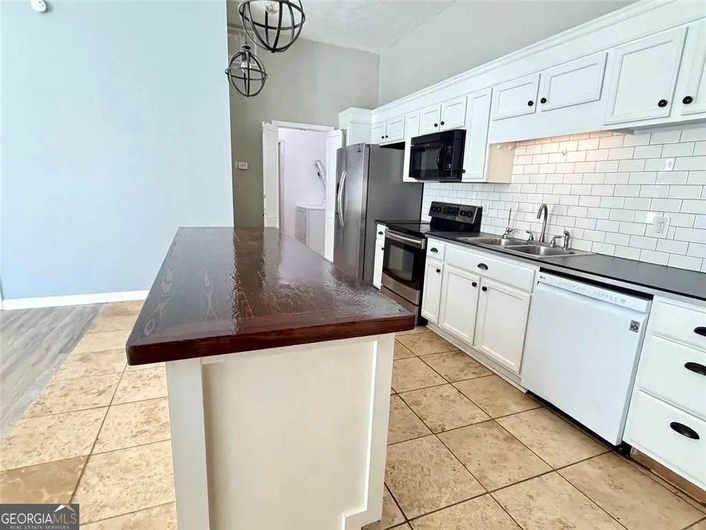 9011 Highpoint Rd — photo 43 of 69