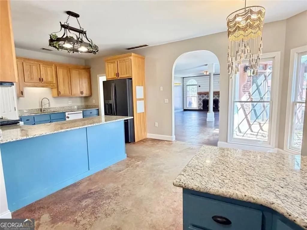 9011 Highpoint Rd — photo 18 of 69