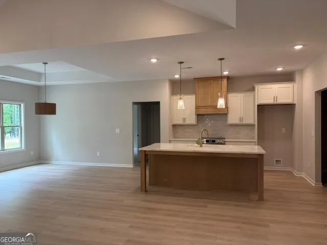 126 Woodford Dr — photo 7 of 25