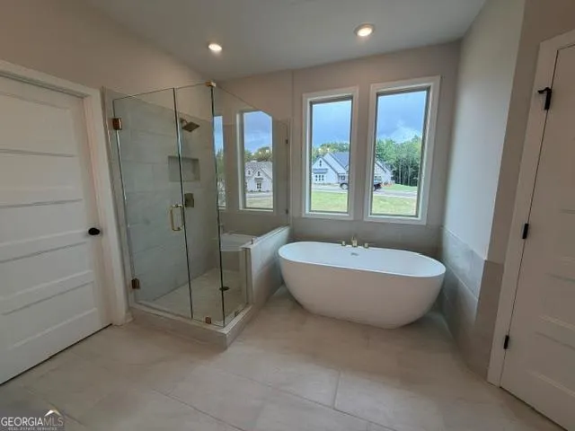 126 Woodford Dr — photo 4 of 25