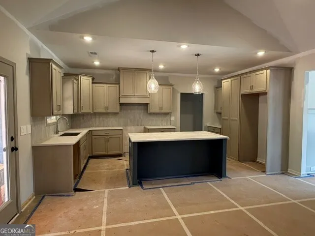 134 Woodford Dr — photo 9 of 13