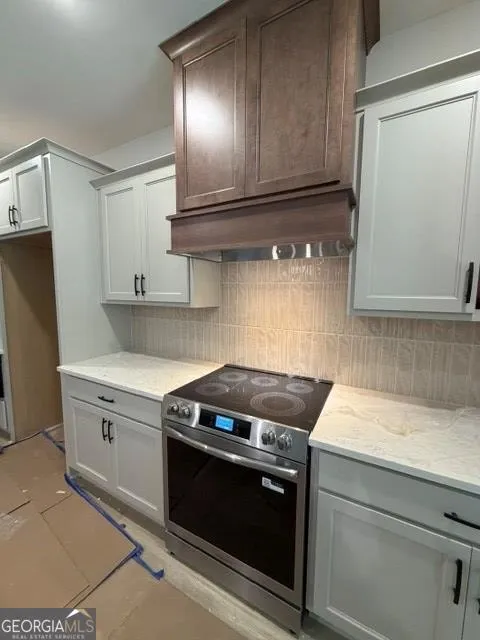 133 Woodford Dr — photo 14 of 18