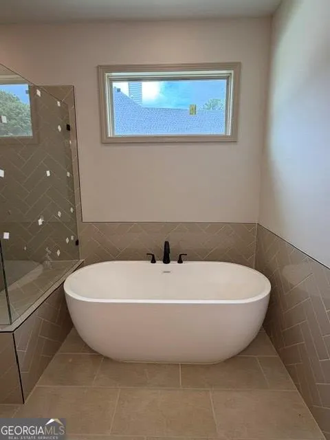 133 Woodford Dr — photo 6 of 18