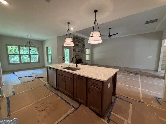 133 Woodford Dr — photo 15 of 18