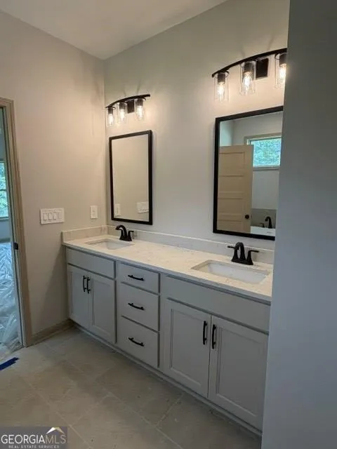 133 Woodford Dr — photo 5 of 18