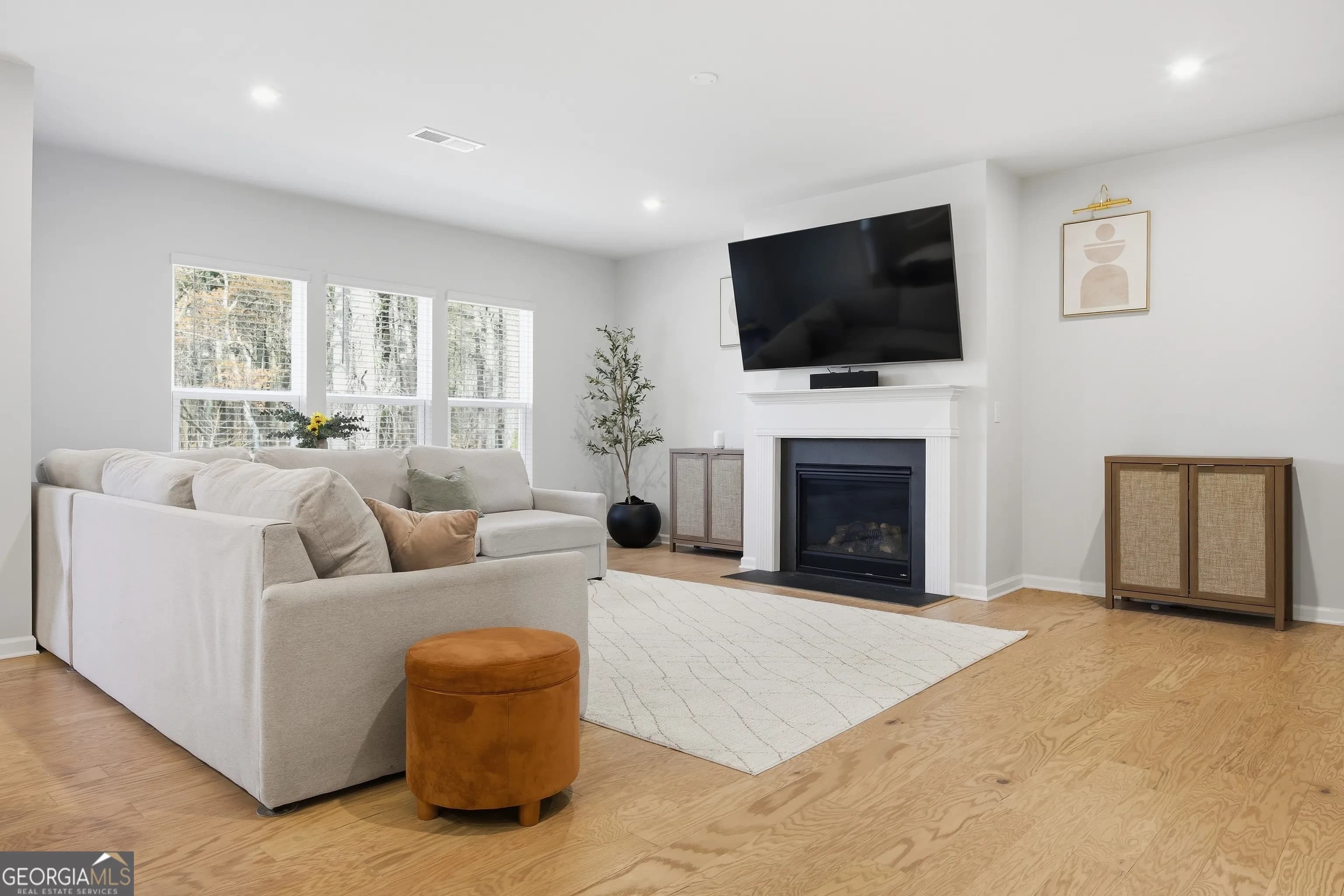 361 Riverclub Rd — photo 4 of 45