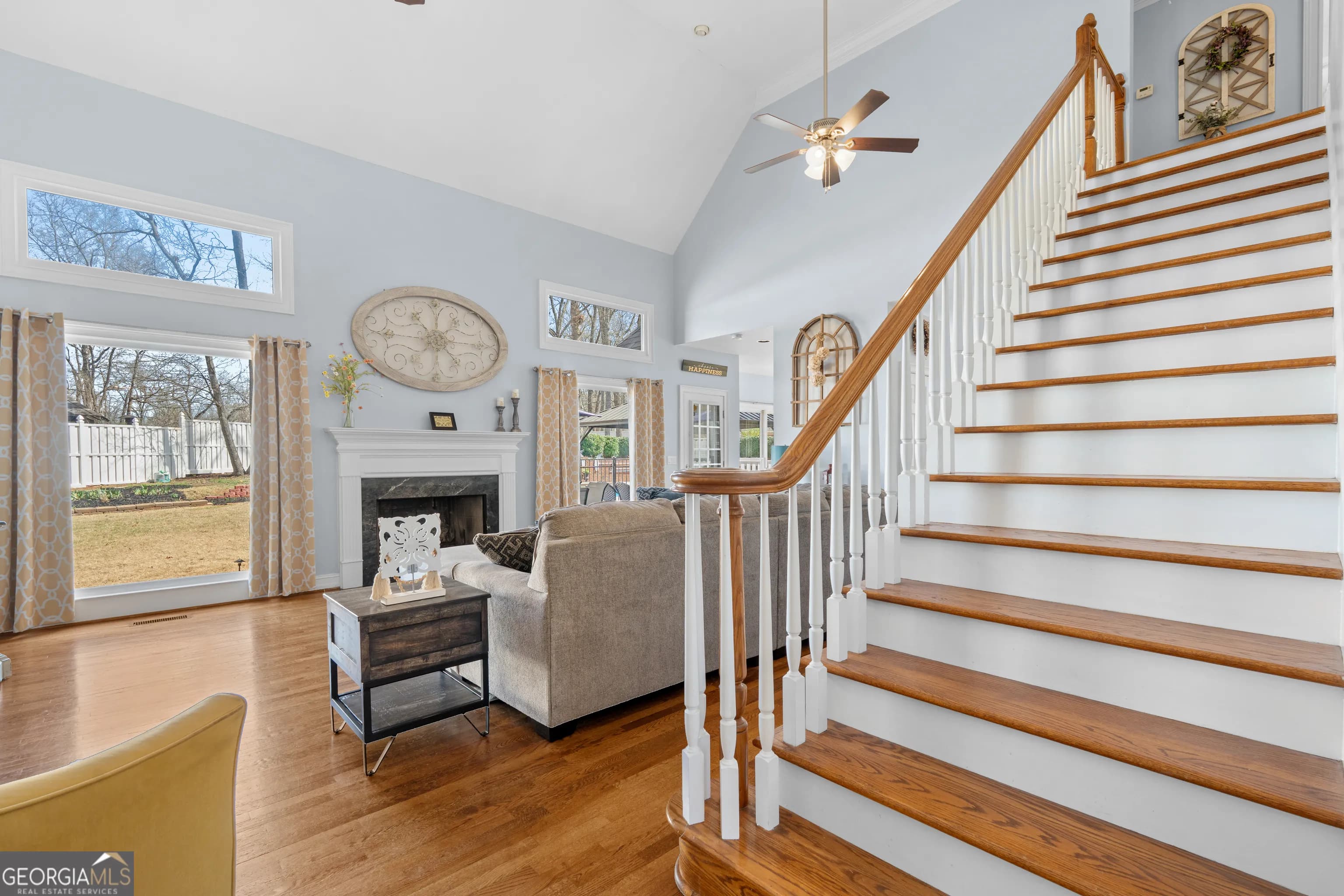 34 Hickory Gln — photo 4 of 53