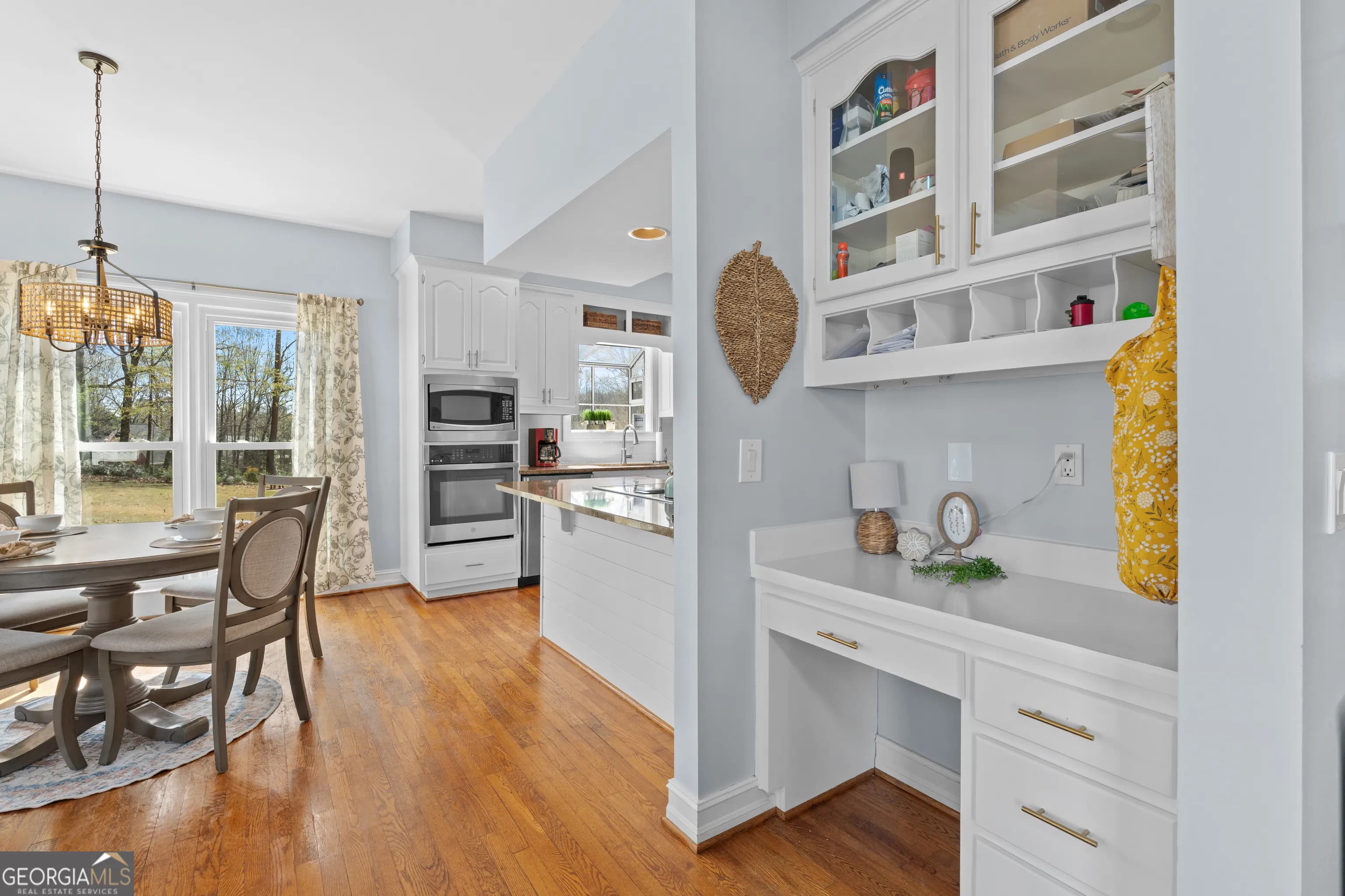 34 Hickory Gln — photo 16 of 53