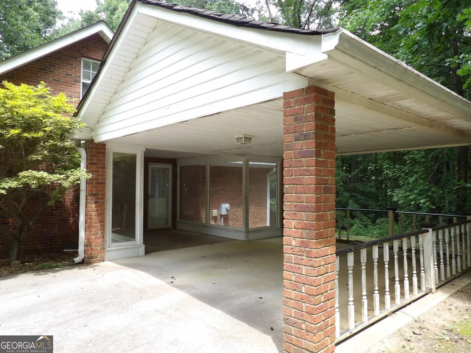 676 Graham Rd — photo 11 of 19