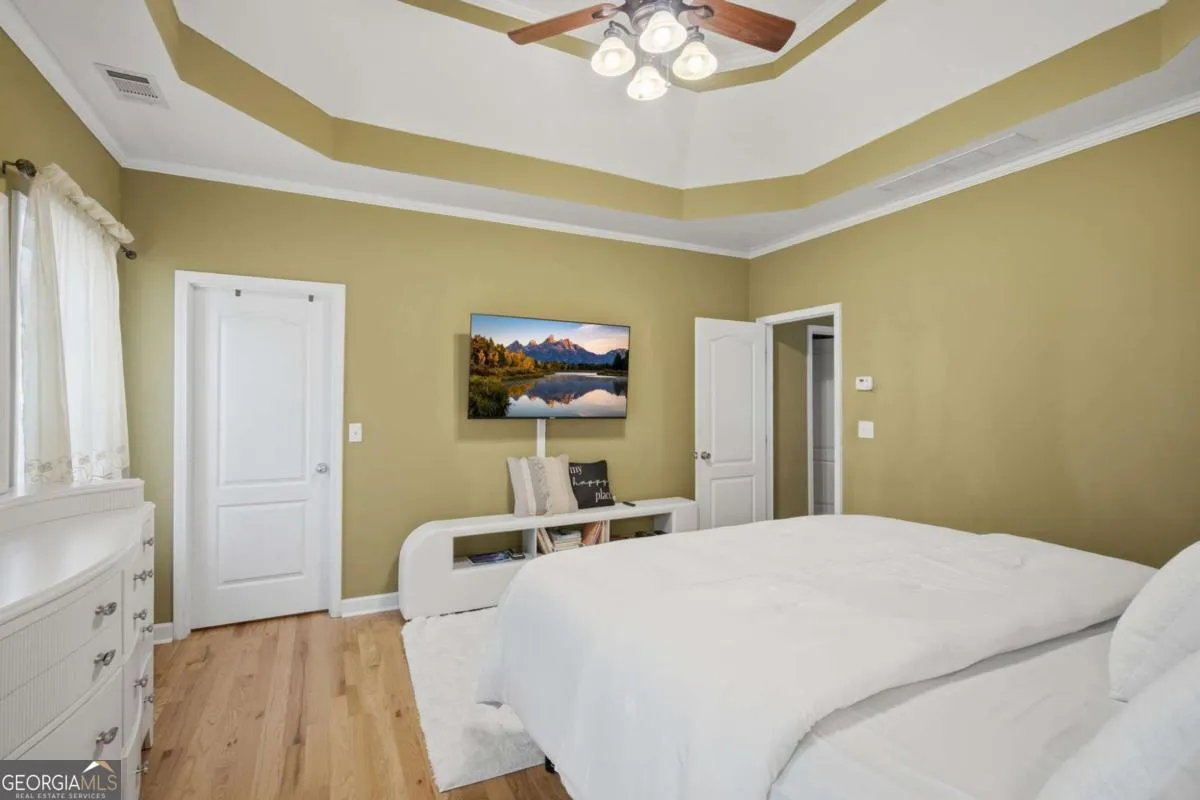 8866 Camp Tree Ct — photo 9 of 44