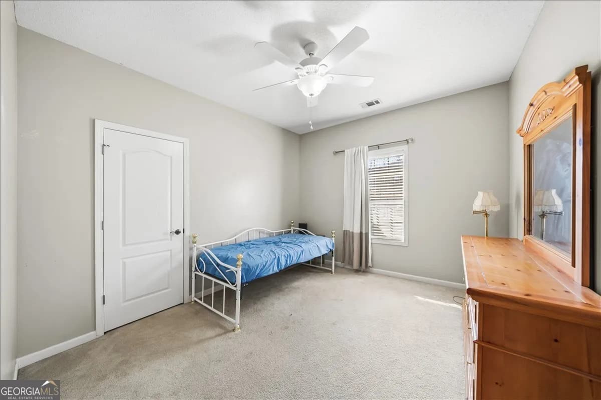 125 Creek Crossing Ln — photo 10 of 35