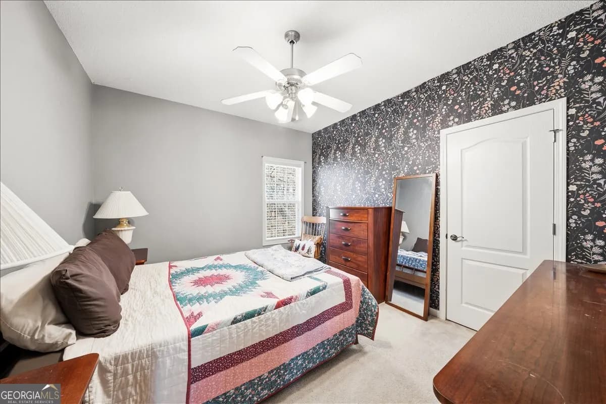 125 Creek Crossing Ln — photo 8 of 35
