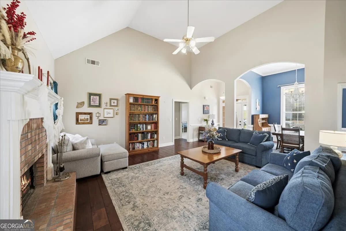 125 Creek Crossing Ln — photo 33 of 35
