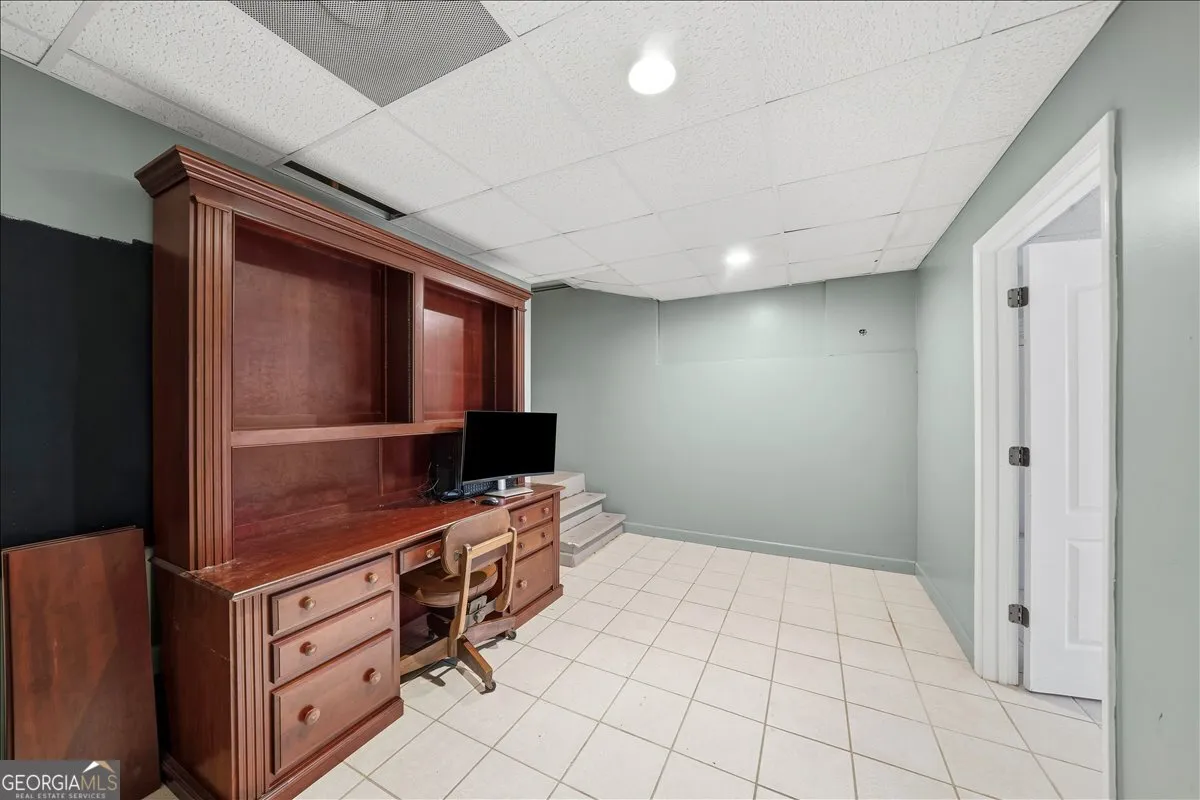 125 Creek Crossing Ln — photo 14 of 35
