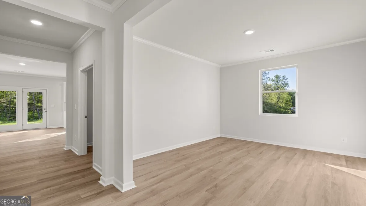 530 Hampton Ter — photo 28 of 33