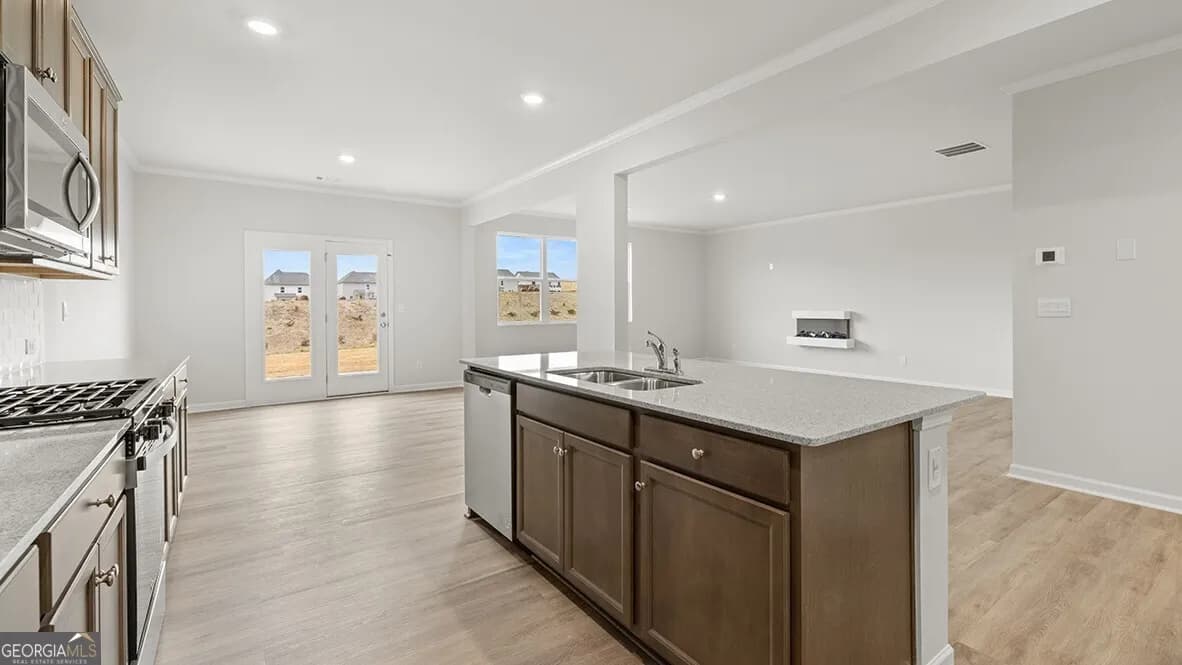 529 Hampton Ter — photo 28 of 30