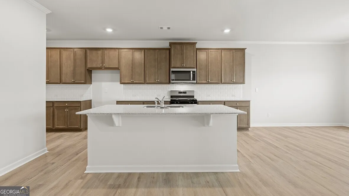 529 Hampton Ter — photo 26 of 30