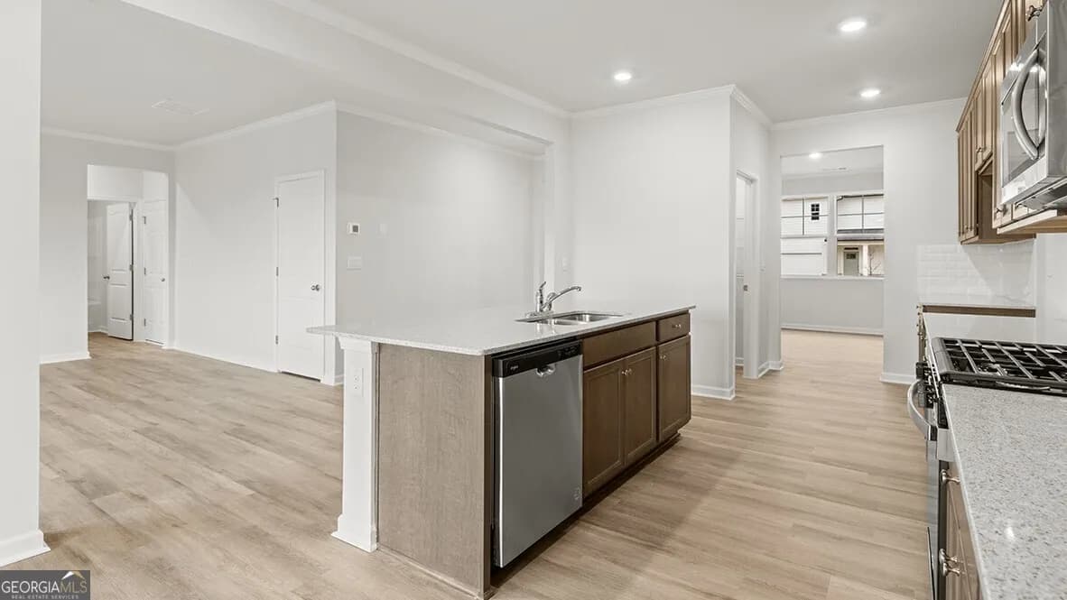 529 Hampton Ter — photo 27 of 30