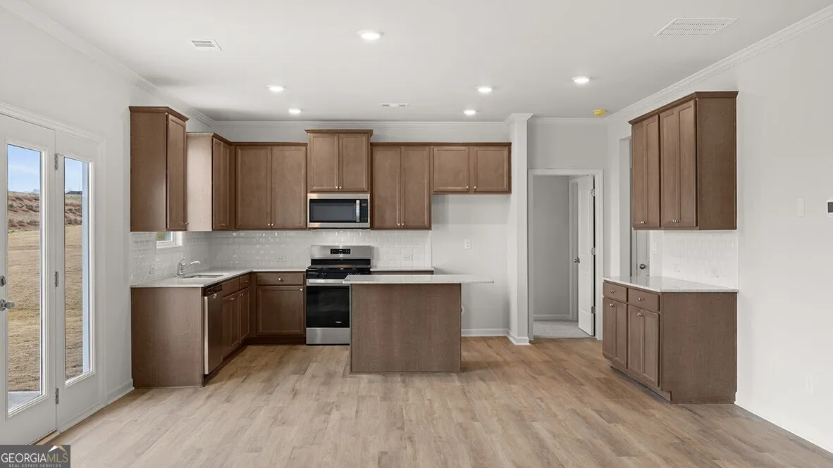 517 Hampton Ter — photo 30 of 35