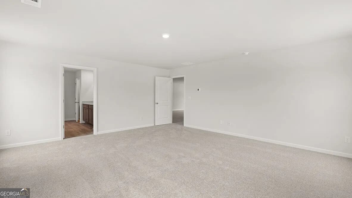 517 Hampton Ter — photo 14 of 35
