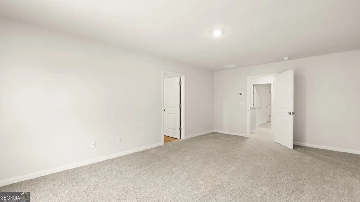 2632 Indigo Rd — photo 10 of 37