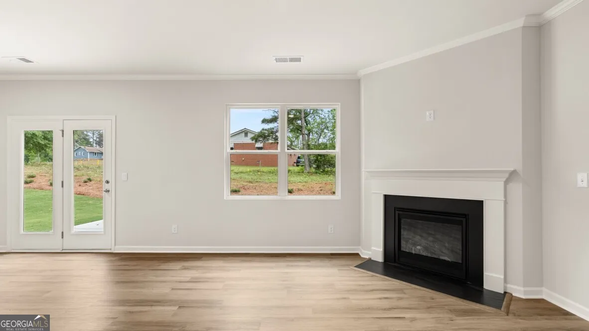 2632 Indigo Rd — photo 5 of 37