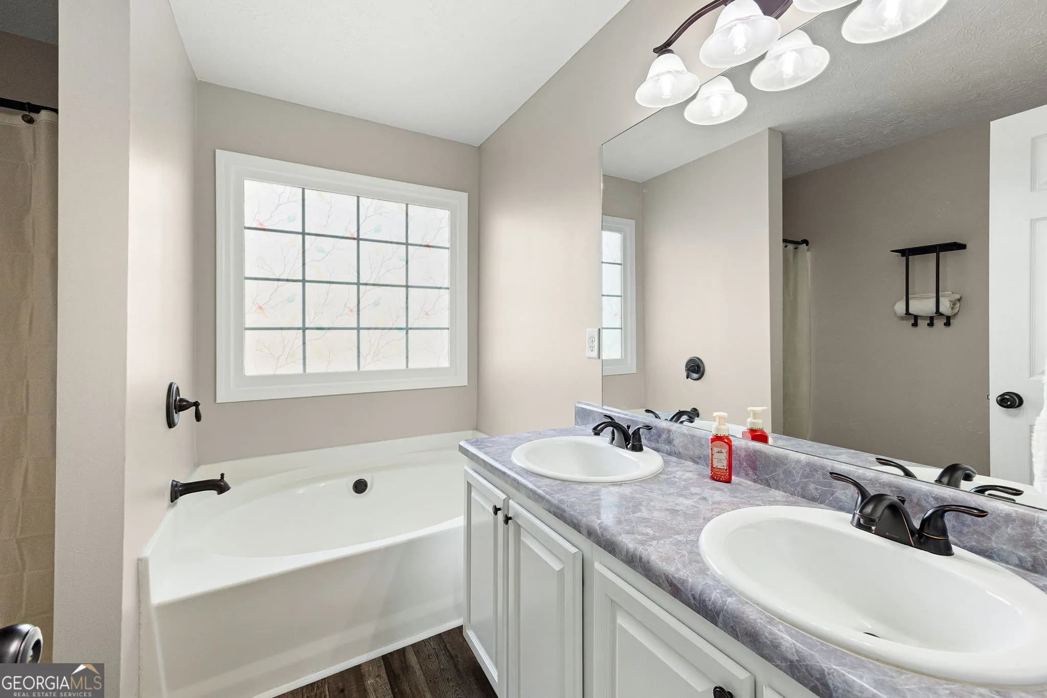 251 Eagle Lake Dr — photo 10 of 29