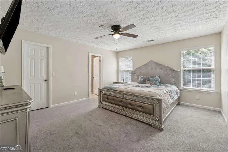 27 Waterbury Way — photo 10 of 25
