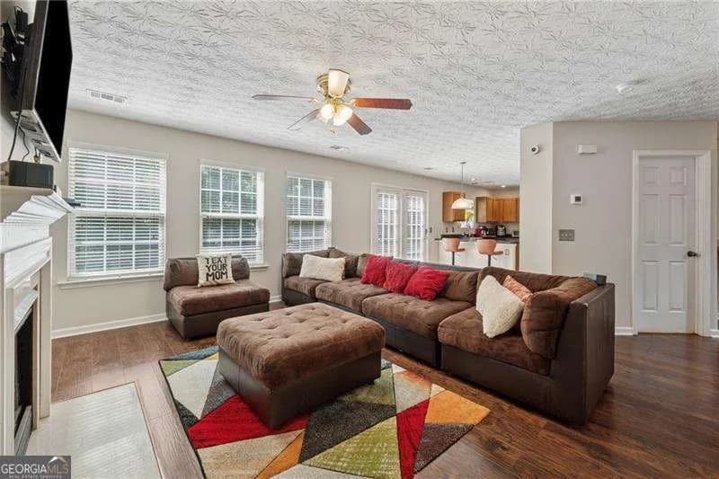 27 Waterbury Way — photo 6 of 25