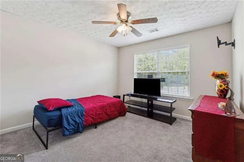 27 Waterbury Way — photo 7 of 25