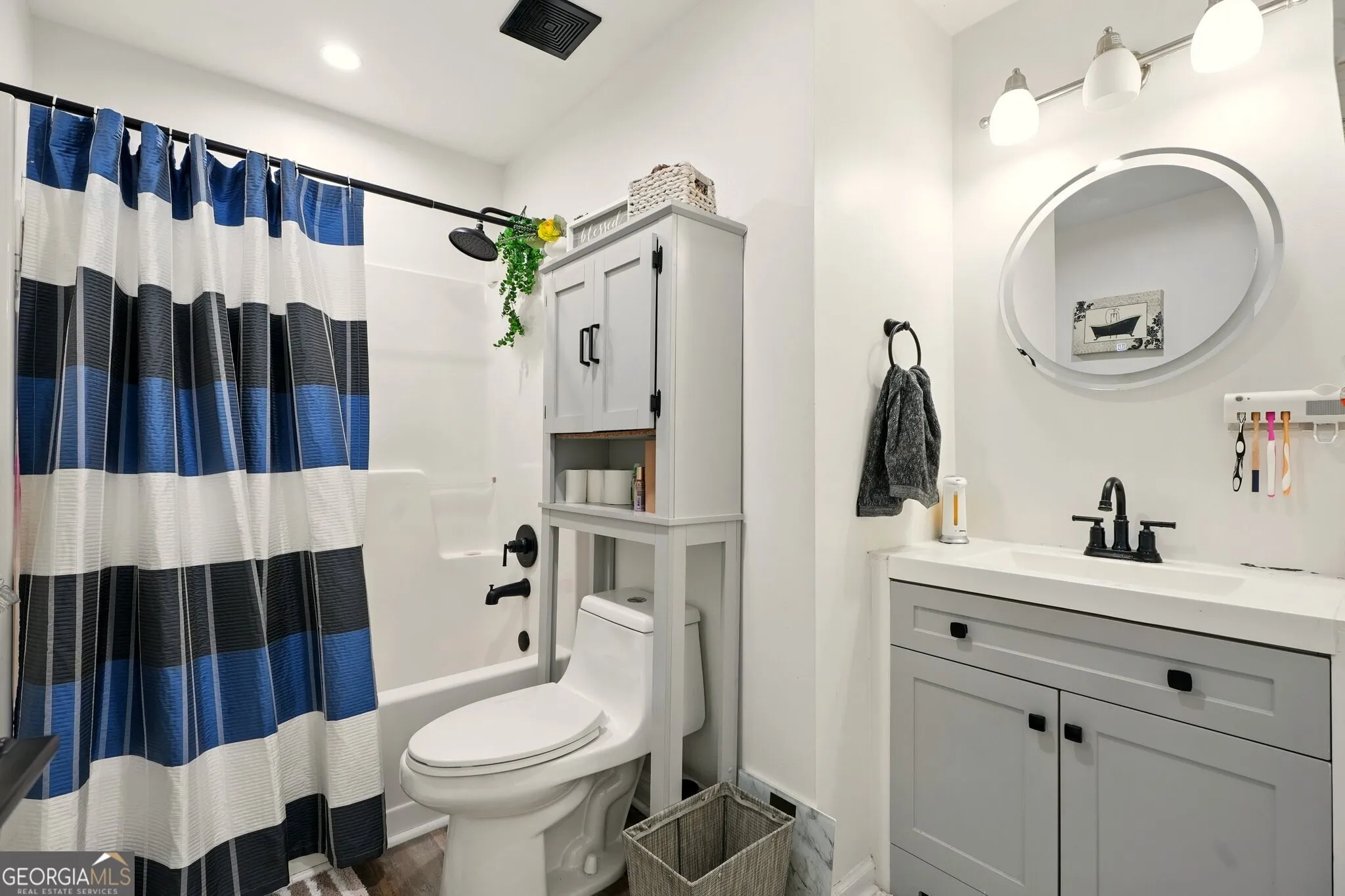 100 Chadwick Pl — photo 15 of 33