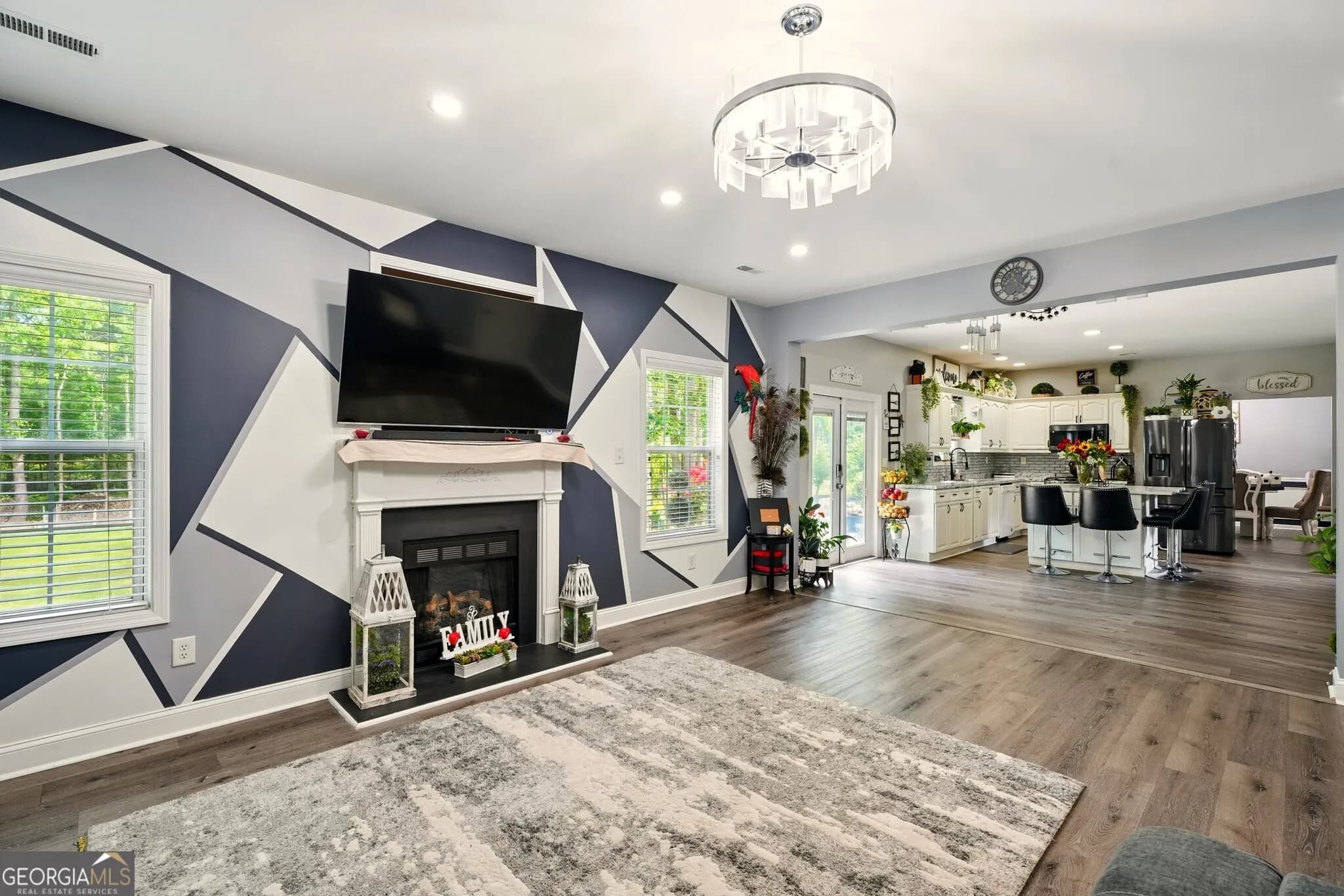 100 Chadwick Pl — photo 10 of 33