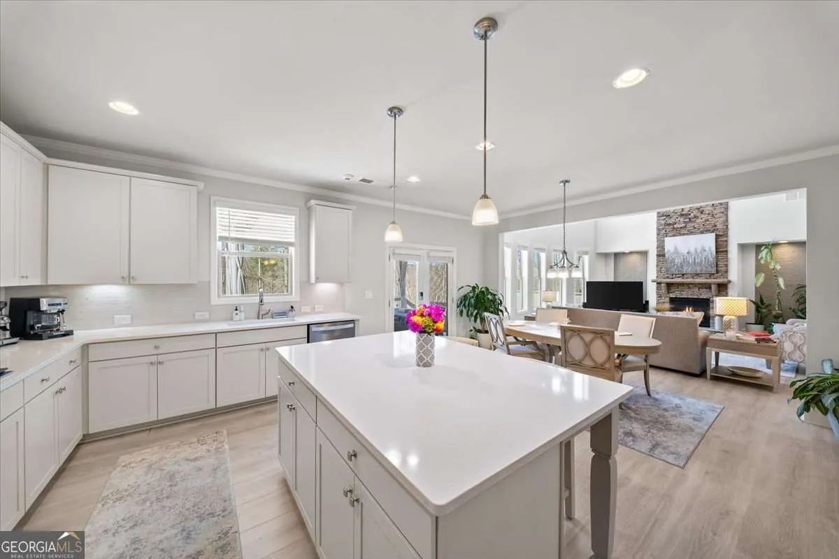 3202 Garden Hill Ln — photo 6 of 73