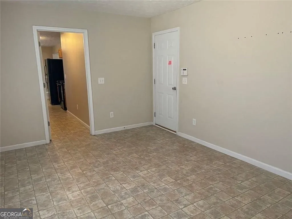1391 Lakeview Pkwy — photo 15 of 23