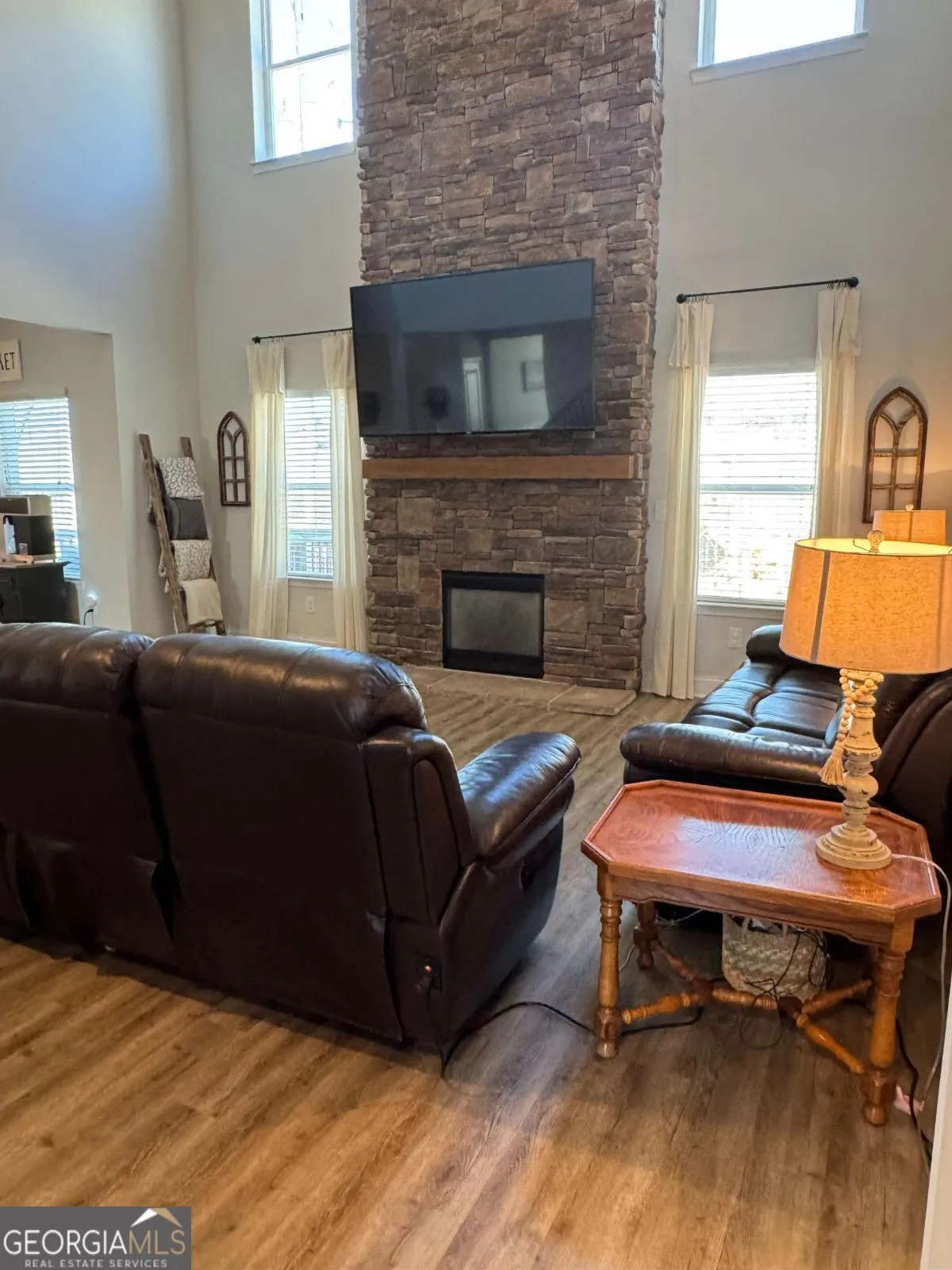 77 Wentworth Cir — photo 6 of 39
