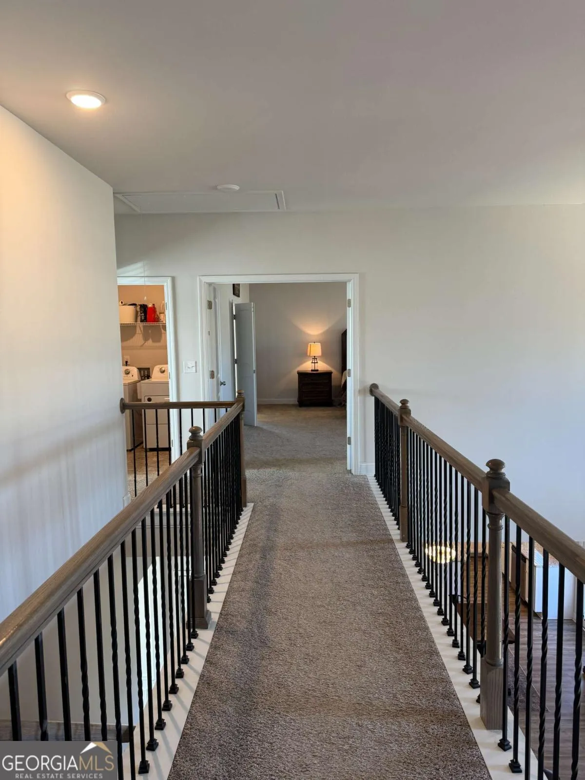 77 Wentworth Cir — photo 17 of 39