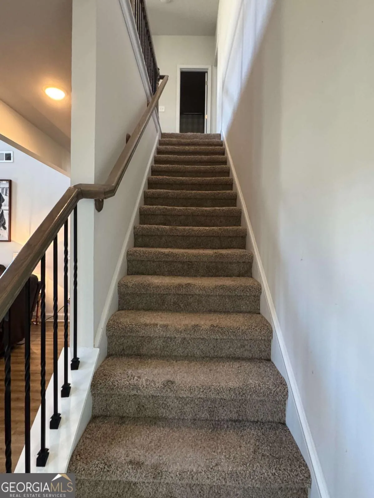 77 Wentworth Cir — photo 10 of 39
