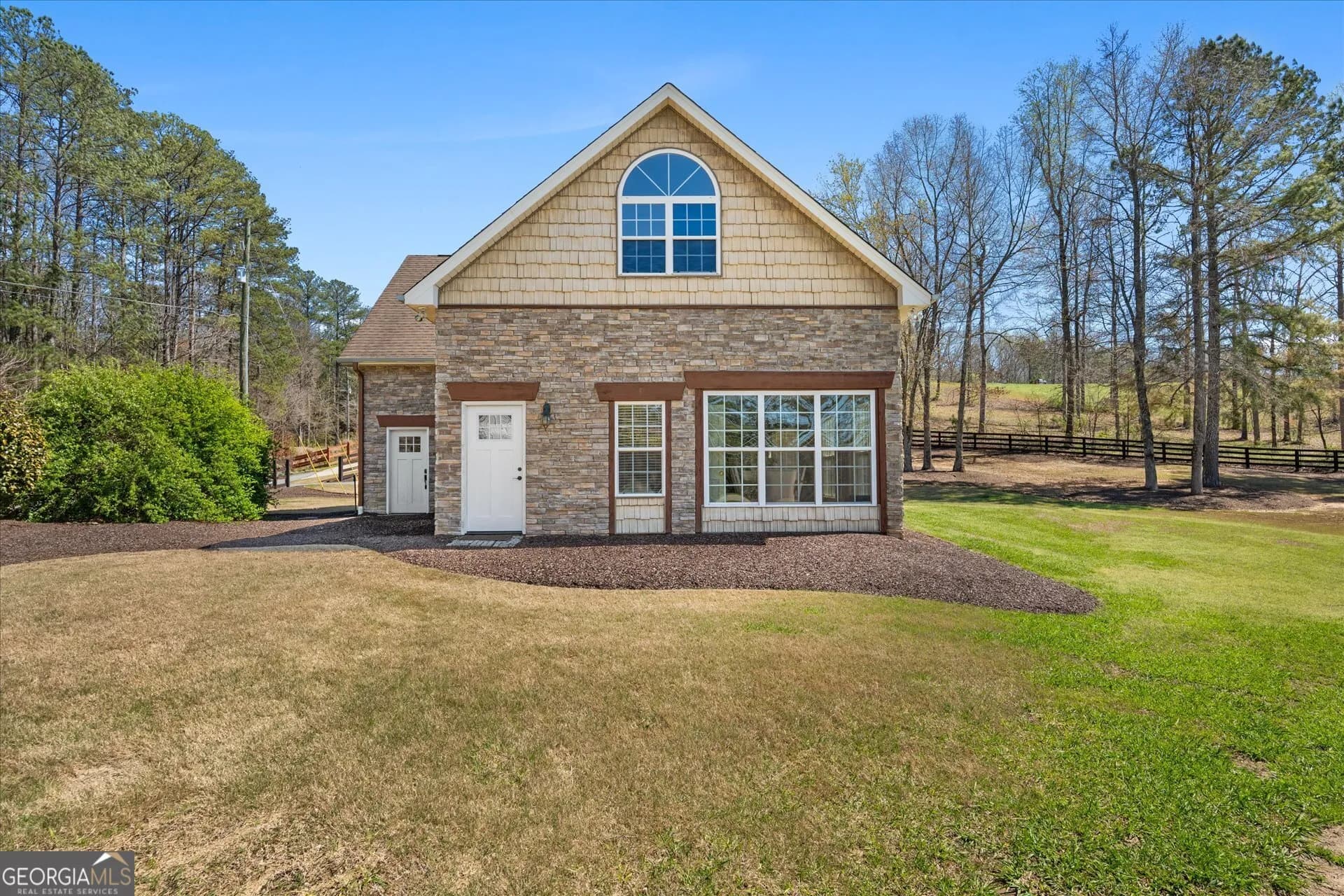 82 Lee Bone Rd — photo 2 of 38