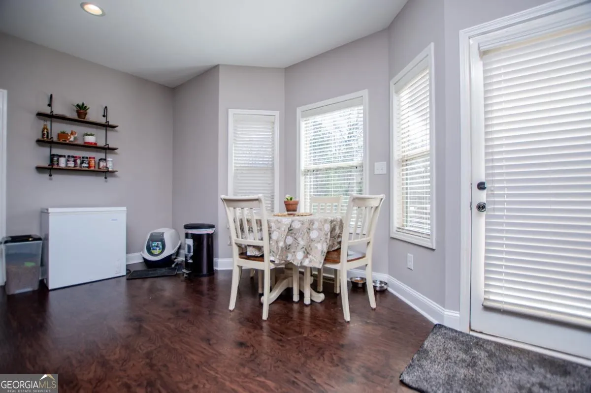 228 White Creek Dr — photo 8 of 60