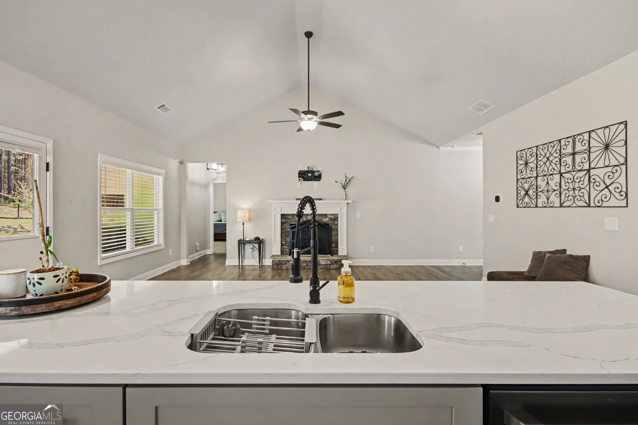 8345 Loch Lomand Ln — photo 9 of 46