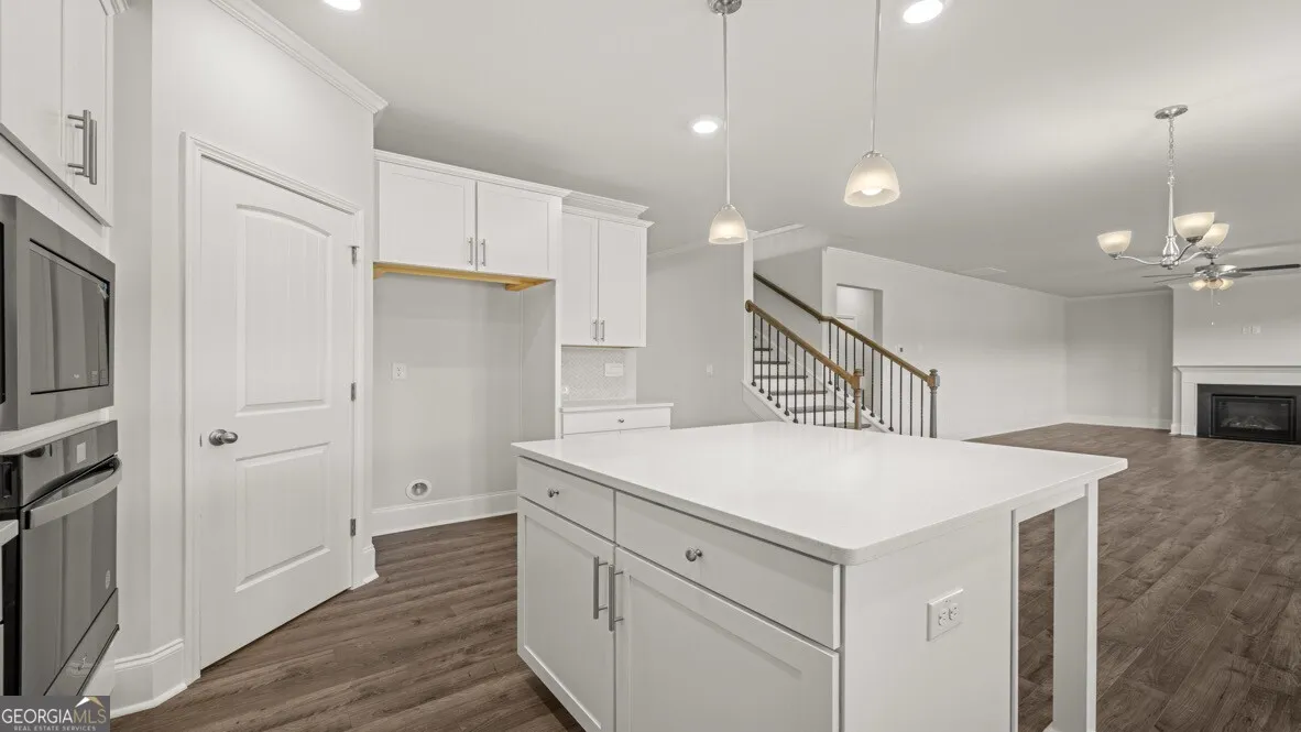 53 Parkview Dr — photo 33 of 35