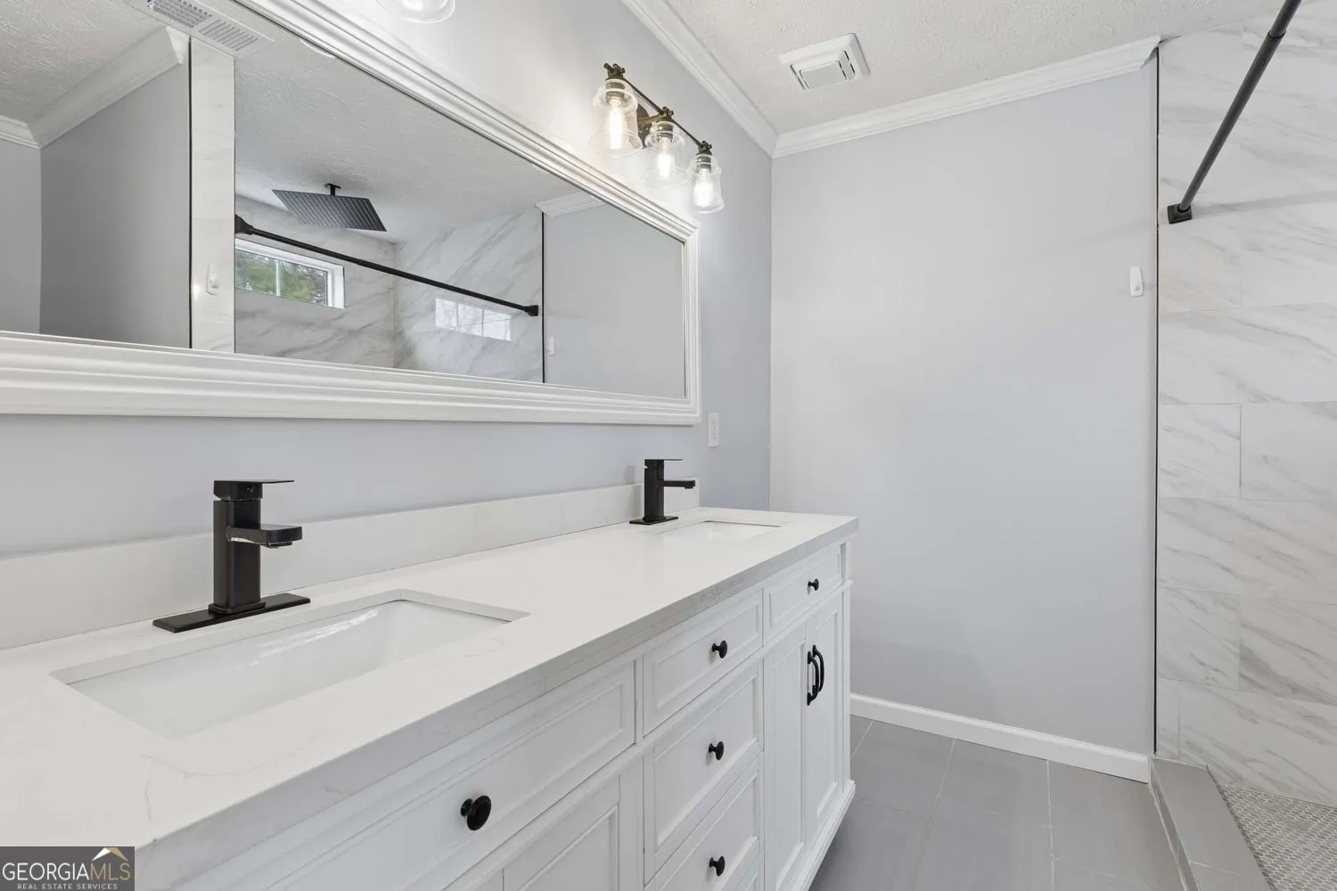 9880 Rivercliff Ln — photo 18 of 52