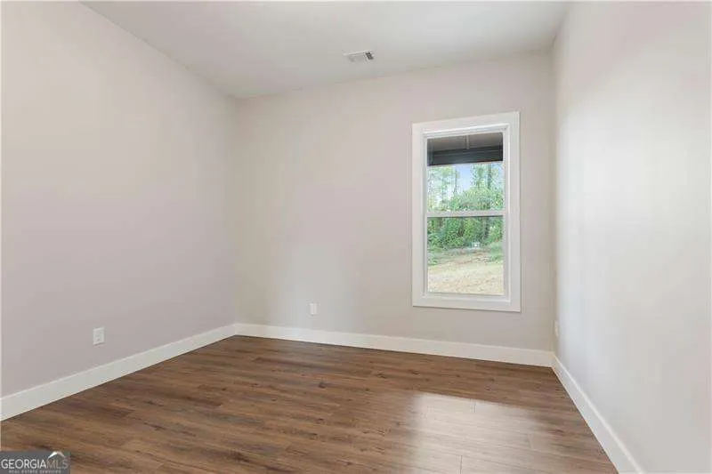 150 Old Sandhill Rd — photo 8 of 37