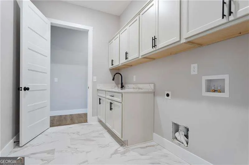 150 Old Sandhill Rd — photo 15 of 37