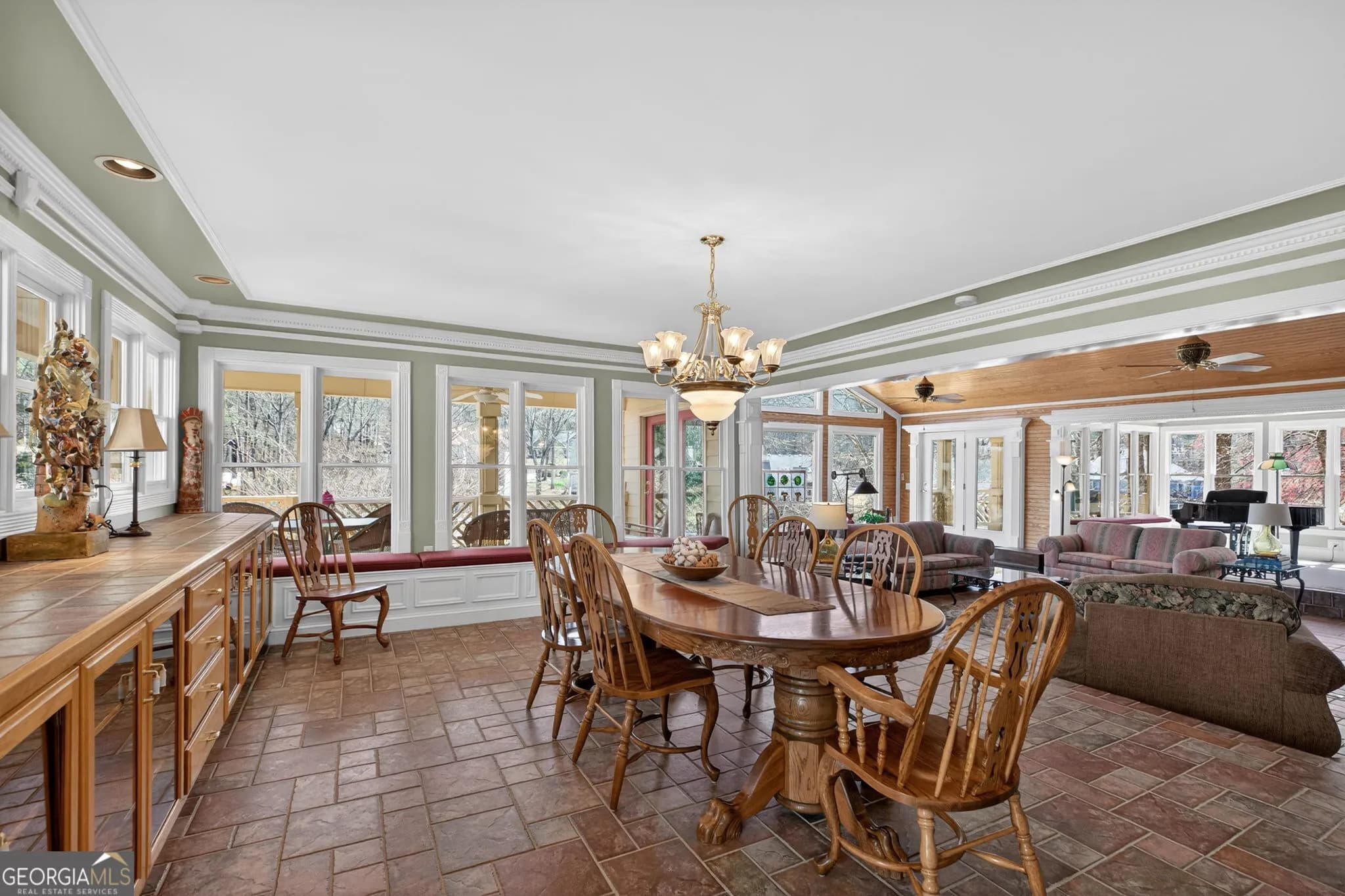 10003 Lakeview Pkwy — photo 13 of 102