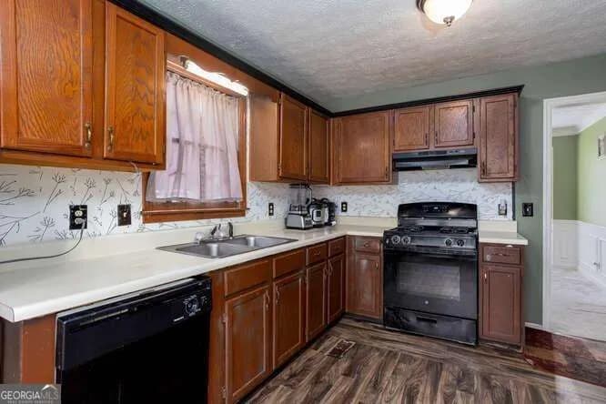 563 Presidential Dr — photo 26 of 45